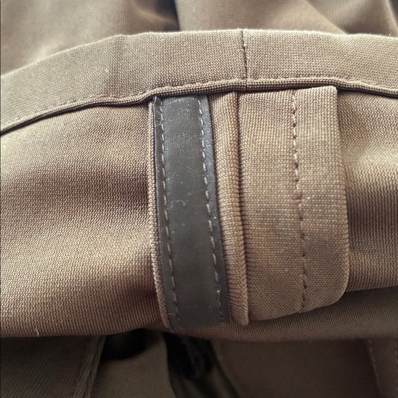 Lululemon Men’s ABC Pant Army Green Size 38 Stretch 5 Pocket Comfort - Picture 10 of 11